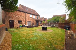 Photo 21- click for photo gallery